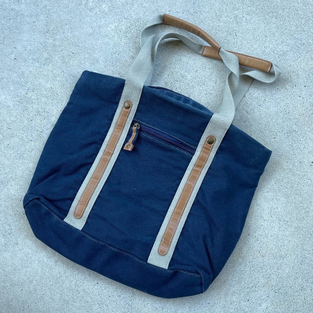 ROOTS vintage canvas blue tote bag